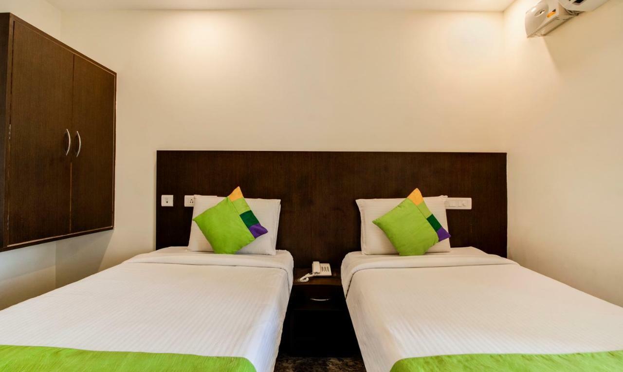 Hotel Treebo Trend SLS Grand Tirupati Exterior foto